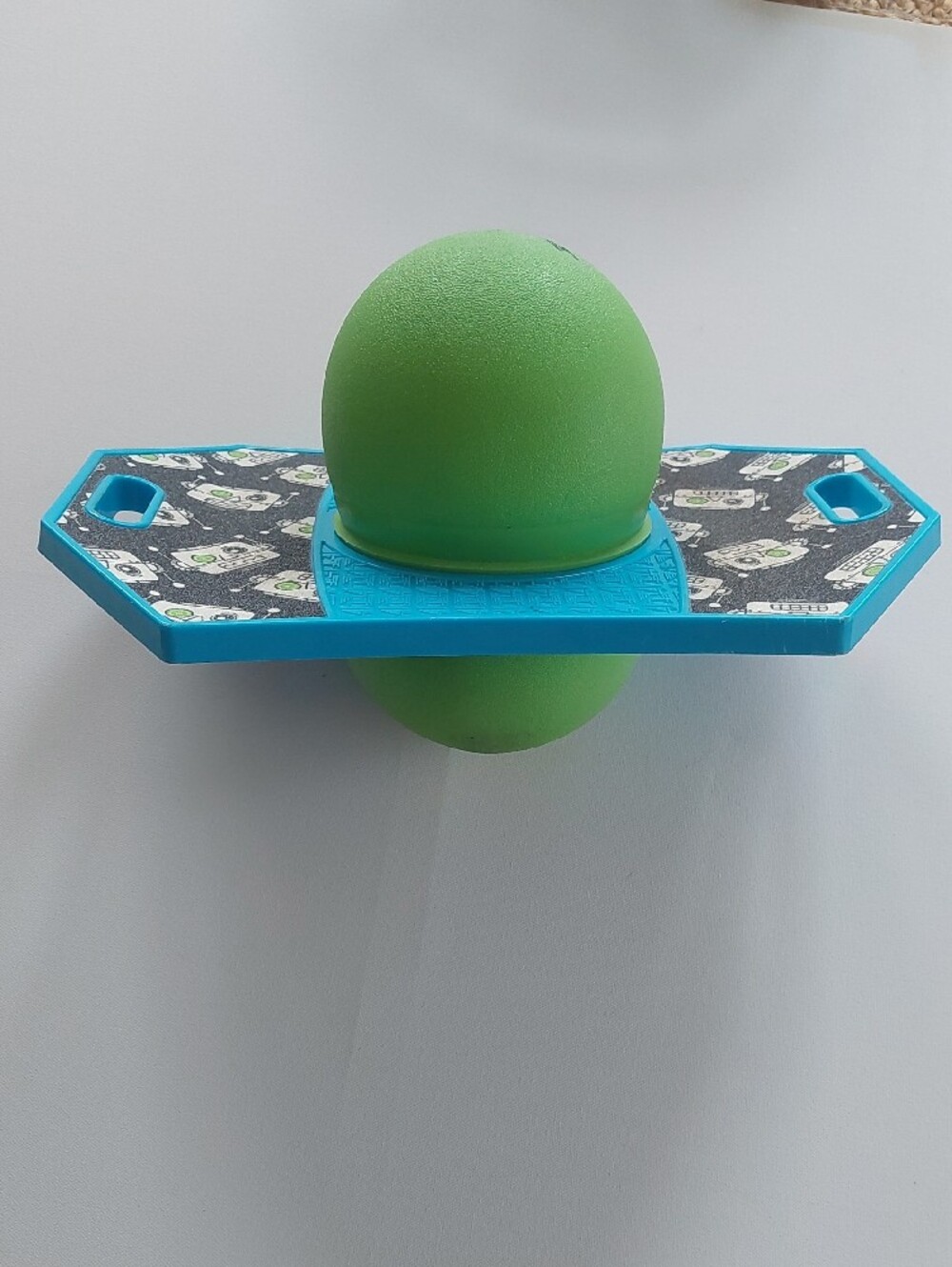 Flybar Kick-Ball - Picture 5 of 6